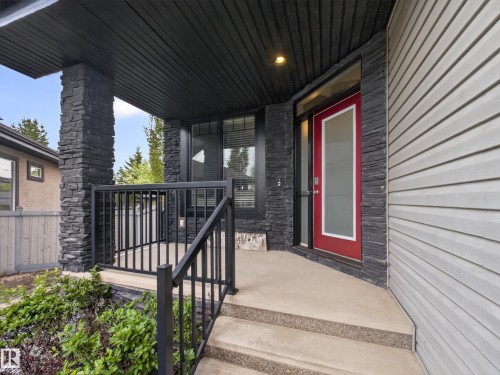 102 Lacombe Drive, St. Albert, AB 