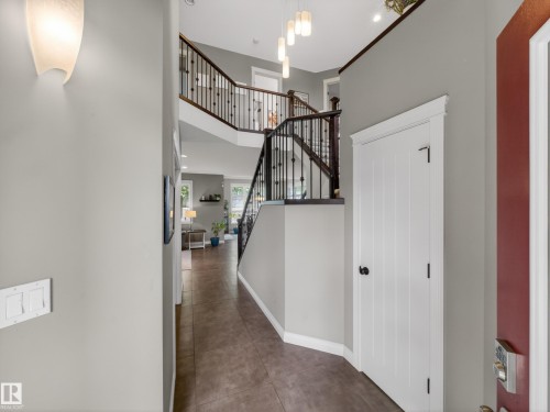 102 Lacombe Drive, St. Albert, AB 