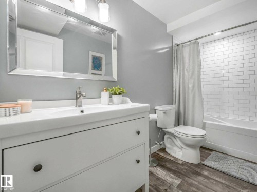 33 Huron Drive, Leduc, AB 