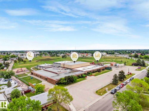 33 Huron Drive, Leduc, AB 