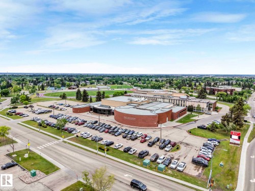 33 Huron Drive, Leduc, AB 