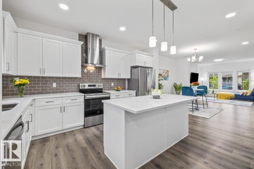 9307 221 Street, Edmonton, AB 