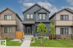 9307 221 Street Edmonton, AB T5T 6C9