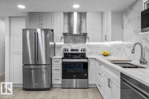 9307 221 Street, Edmonton, AB 