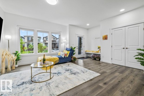 9307 221 Street, Edmonton, AB 
