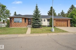 2907 49 Street  Edmonton, AB T6L 6B7