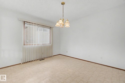 2907 49 Street, Edmonton, AB 