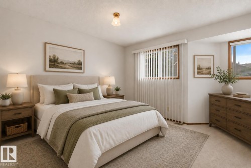 2907 49 Street, Edmonton, AB 