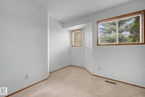 2907 49 Street, Edmonton, AB 