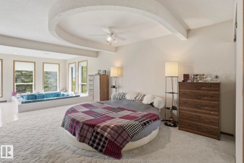 1307 Twp Road 510, Rural Parkland County, AB - Indoor Photo Showing Bedroom