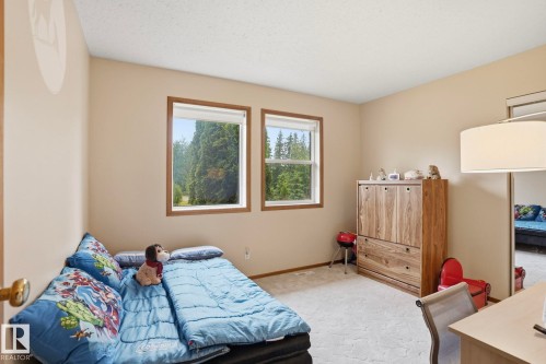 1307 Twp Road 510, Rural Parkland County, AB - Indoor Photo Showing Bedroom