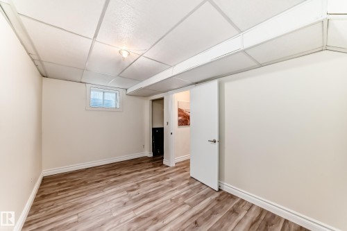 16716 111 Street, Edmonton, AB 