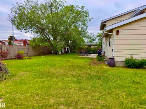 16716 111 Street, Edmonton, AB 