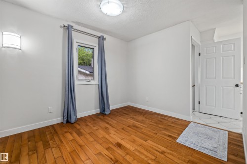 4 Bennett Place, St. Albert, AB 