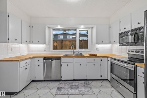 4 Bennett Place, St. Albert, AB 