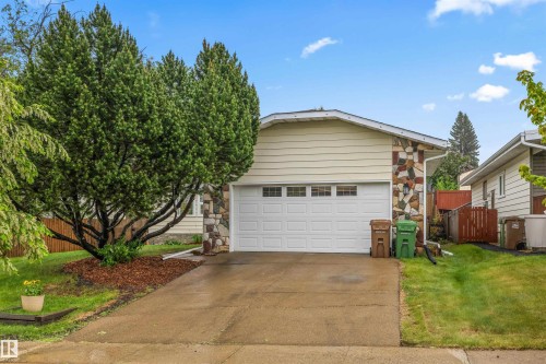4 Bennett Place, St. Albert, AB 