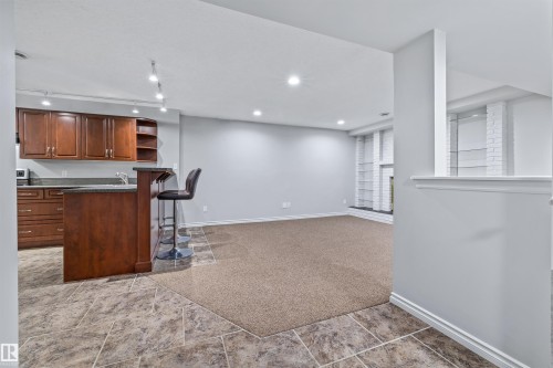 4 Bennett Place, St. Albert, AB 