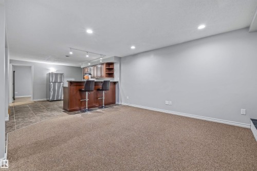 4 Bennett Place, St. Albert, AB 