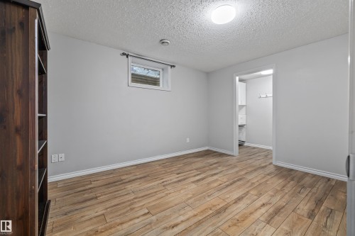 4 Bennett Place, St. Albert, AB 