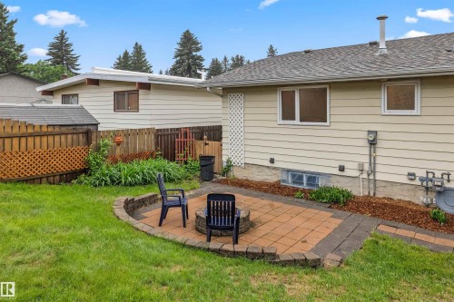 4 Bennett Place, St. Albert, AB 