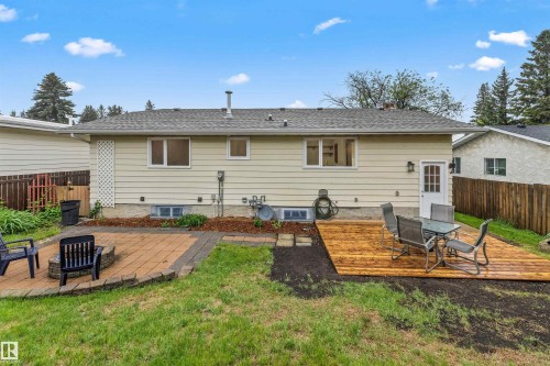 4 Bennett Place, St. Albert, AB 