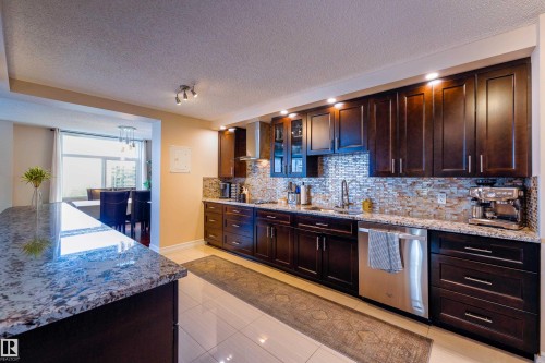 1501 11710 100 Avenue, Edmonton, AB 