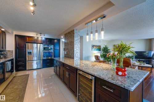 1501 11710 100 Avenue, Edmonton, AB 