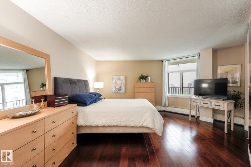 1501 11710 100 Avenue, Edmonton, AB 