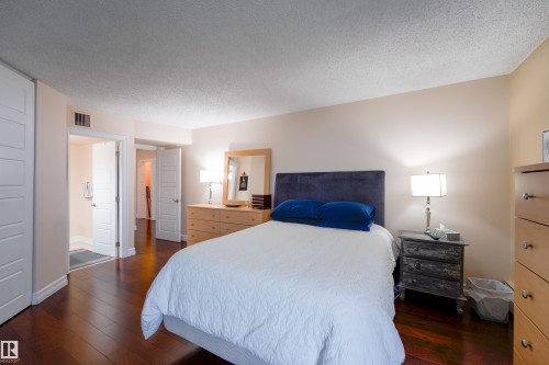 1501 11710 100 Avenue, Edmonton, AB 
