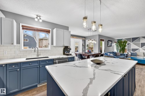 17 Carriere Crescent, Beaumont, AB 