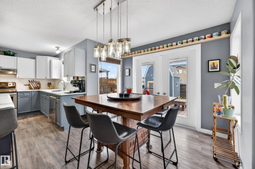 17 Carriere Crescent, Beaumont, AB 