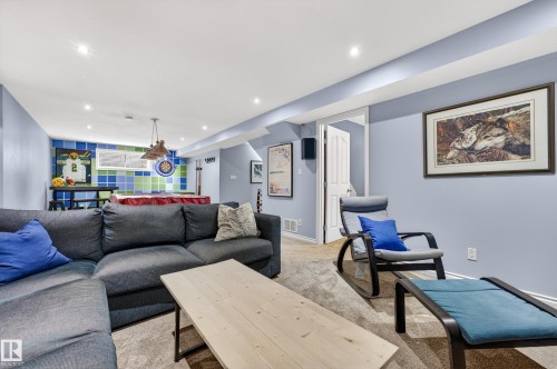 17 Carriere Crescent, Beaumont, AB 