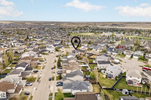 17 Carriere Crescent, Beaumont, AB 