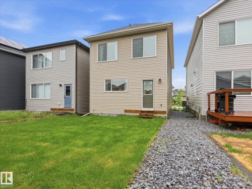 14 Daniel Street, Fort Saskatchewan, AB 