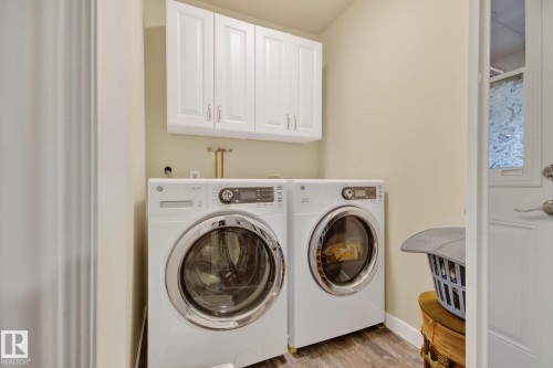 101 Hillside Place, Millet, AB - Indoor Photo Showing Laundry Room