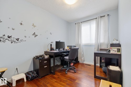 101 Hillside Place, Millet, AB - Indoor Photo Showing Office
