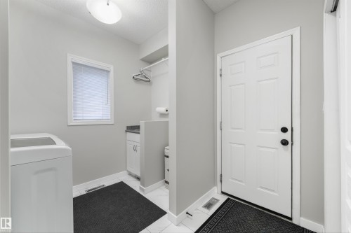 3 Harvard Bay, Spruce Grove, AB 