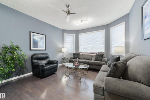 3 Harvard Bay, Spruce Grove, AB 