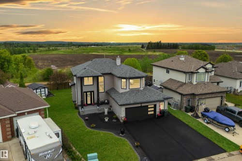 3 Harvard Bay, Spruce Grove, AB 