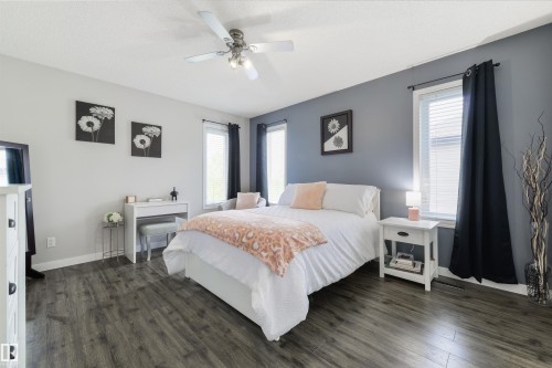 3 Harvard Bay, Spruce Grove, AB 