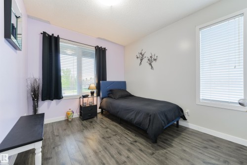 3 Harvard Bay, Spruce Grove, AB 