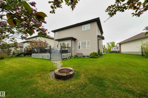 3 Harvard Bay, Spruce Grove, AB 