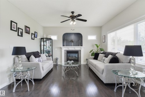 3 Harvard Bay, Spruce Grove, AB 