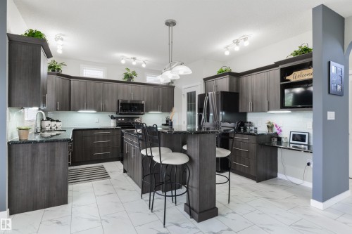 3 Harvard Bay, Spruce Grove, AB 