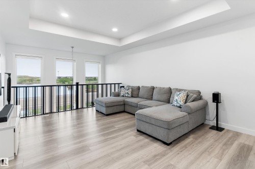 17830 62A Street, Edmonton, AB - Indoor Photo Showing Living Room