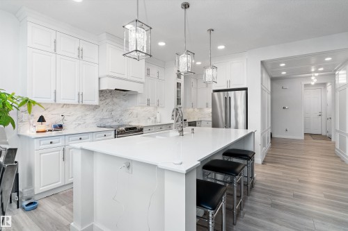 17830 62A Street, Edmonton, AB - Indoor Photo Showing Kitchen With Stainless Steel Kitchen With Upgraded Kitchen