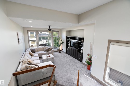 6411 Mann Court, Edmonton, AB 