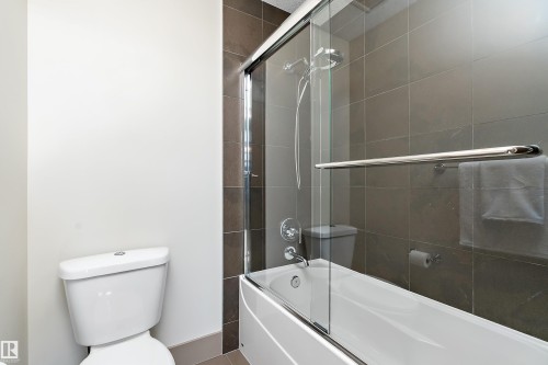 6411 Mann Court, Edmonton, AB 