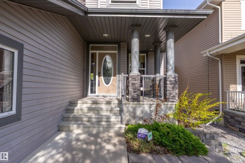 6411 Mann Court, Edmonton, AB 