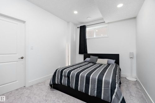6411 Mann Court, Edmonton, AB 